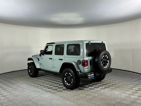 Used 2024 Jeep Wrangler Unlimited Rubicon 4xe image 9