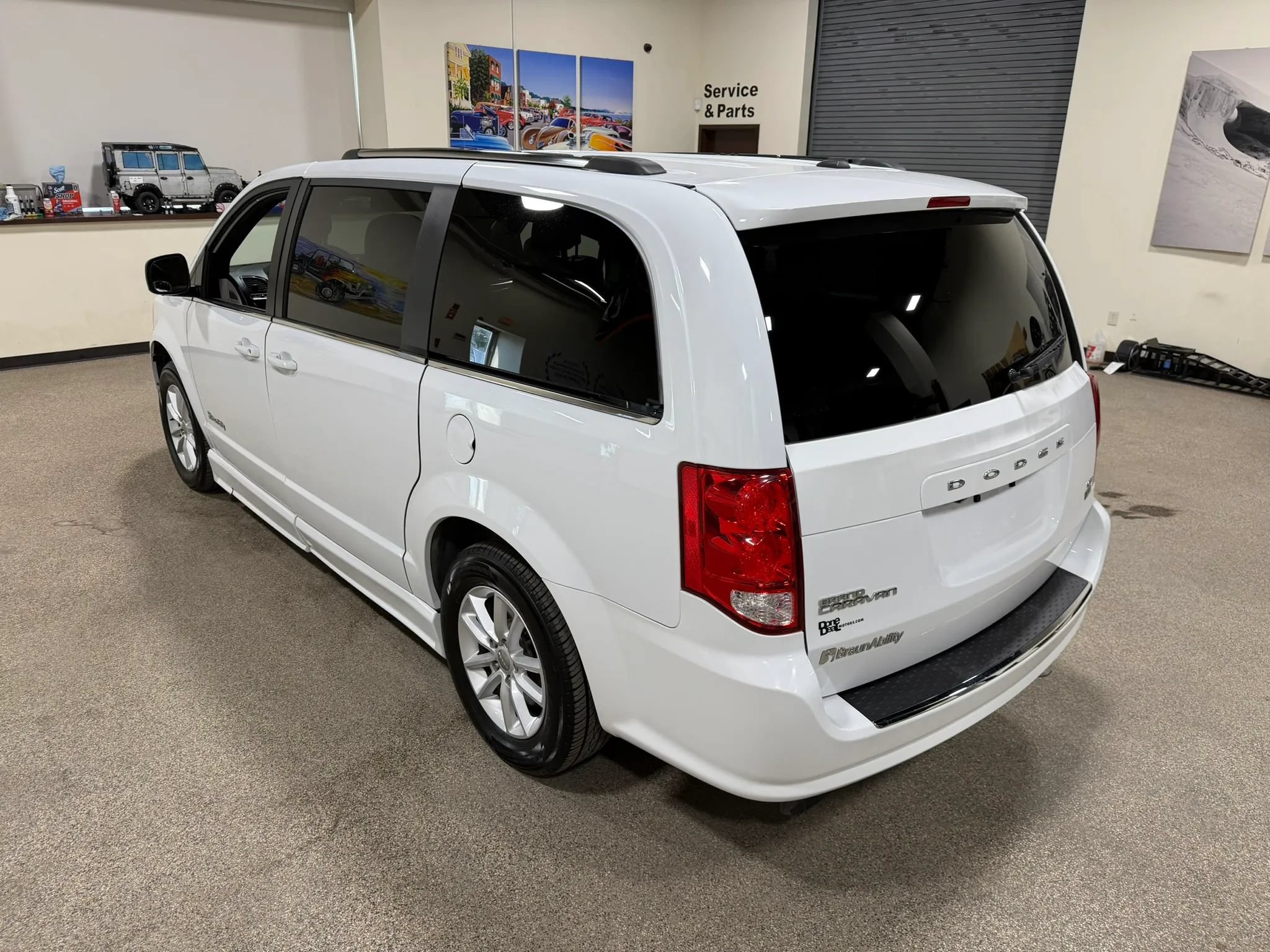 Used 2019 Dodge Grand Caravan SXT FWD image 20