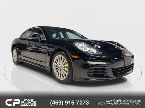 Used 2014 Porsche Panamera S RWD image 2