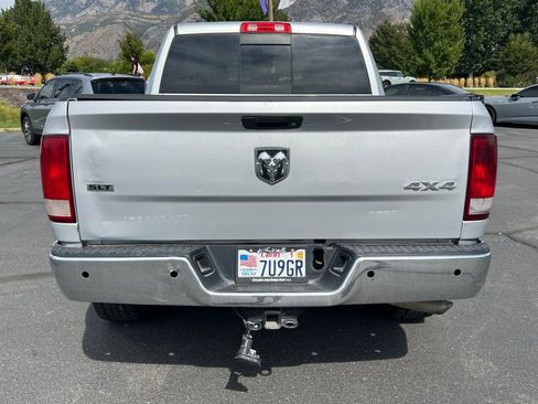 Used 2018 RAM 1500 Classic SLT image 12