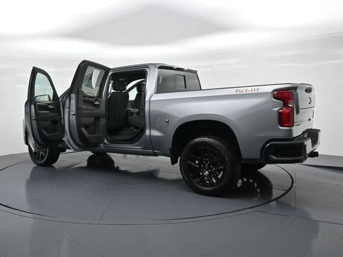 Used 2024 Chevrolet Silverado 1500 LT Trail Boss w/ Convenience Package II AWD/4WD image 28