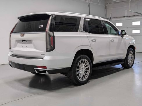 Used 2023 Cadillac Escalade Premium Luxury AWD/4WD image 8