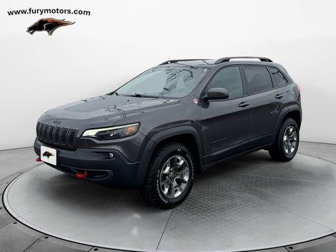 Used 2019 Jeep Cherokee Trailhawk w/ Cold Weather Group AWD/4WD image 7