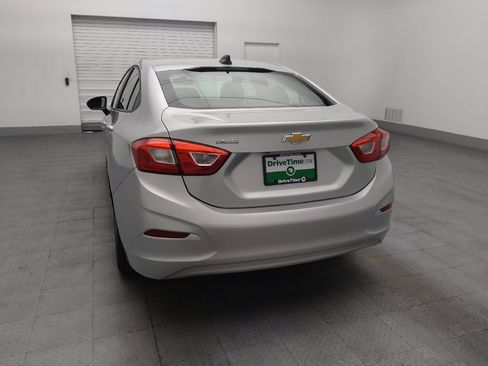 Used 2018 Chevrolet Cruze LS FWD image 6