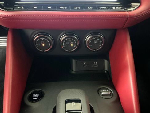 Used 2024 Nissan Z Performance w/ Floor Mat Package RWD image 13