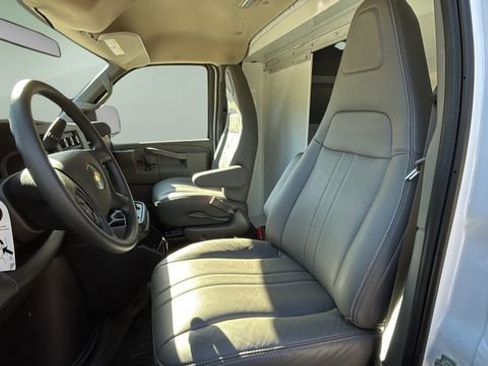 New 2025 Chevrolet Express 3500 w/ Power Convenience Package RWD image 19
