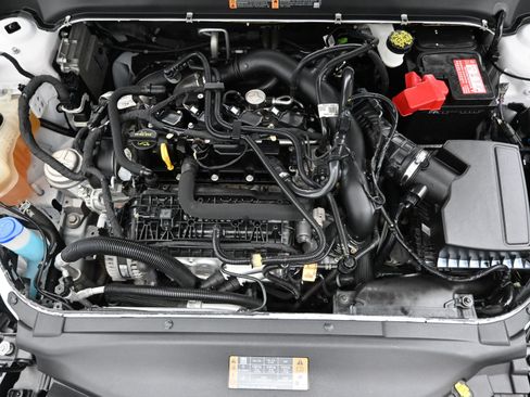 Used 2020 Ford Fusion SEL image 28