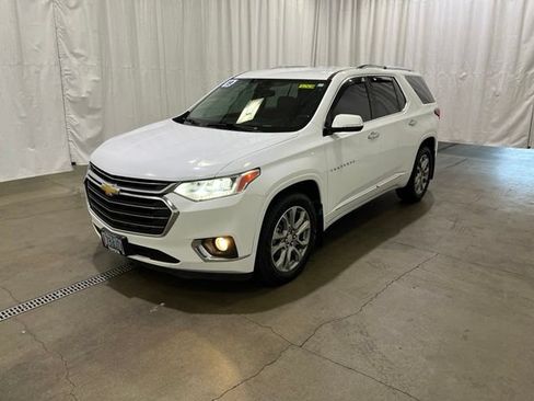 Used 2019 Chevrolet Traverse Premier AWD/4WD image 8