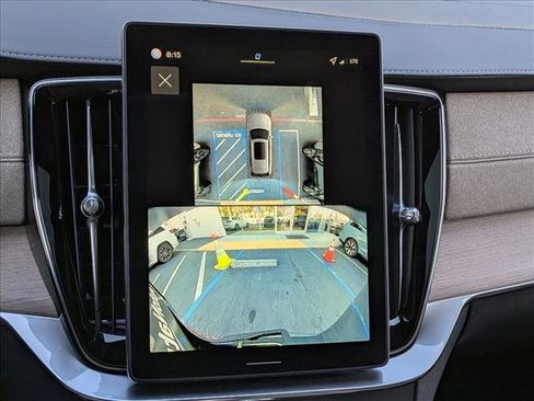 New 2026 Volvo XC90 T8 Plus w/ Protection Package Premier image 15