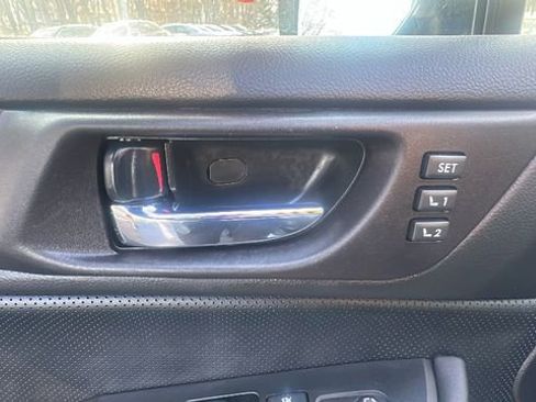 Used 2017 Subaru Outback 2.5i Limited image 25