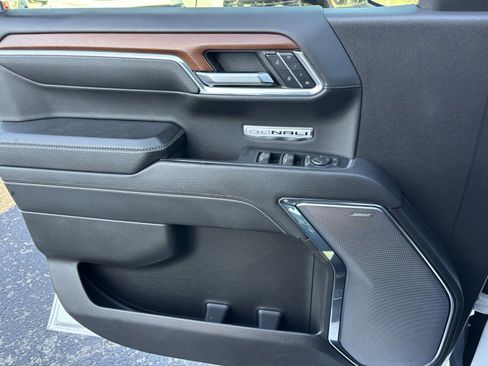 Used 2023 GMC Sierra 1500 Denali image 18