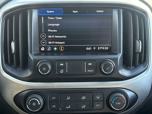 Used 2022 Chevrolet Colorado LT w/ Fleet Safety Package image 12