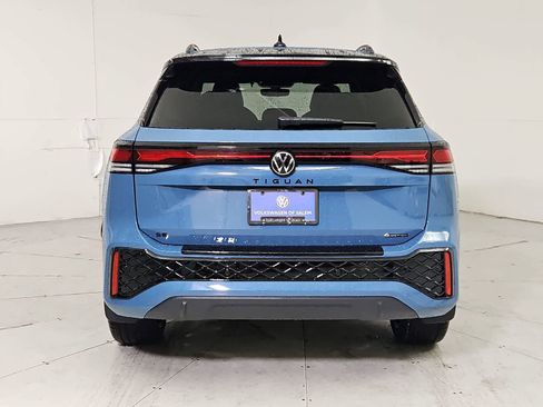 New 2026 Volkswagen Tiguan SE R-Line image 5