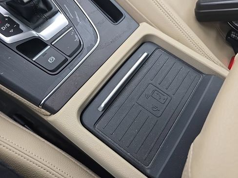Used 2019 Audi Q5 2.0T Premium Plus w/ Premium Plus Package AWD/4WD image 27