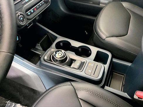 New 2025 Ford Maverick Lariat w/ Black Appearance Package image 8