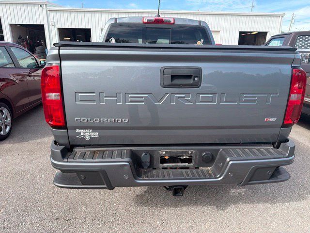 Used 2021 Chevrolet Colorado Z71 w/ Safety Package AWD/4WD image 16