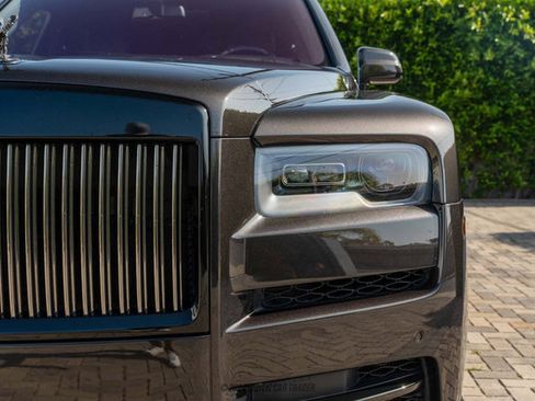 Used 2020 Rolls-Royce Cullinan Black Badge AWD/4WD image 76