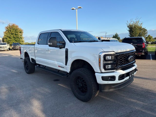 Used 2025 Ford F250 Lariat w/ Lariat Ultimate Package AWD/4WD image 1