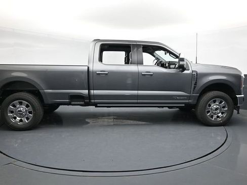Used 2025 Ford F250 Lariat w/ Lariat Ultimate Package AWD/4WD image 8