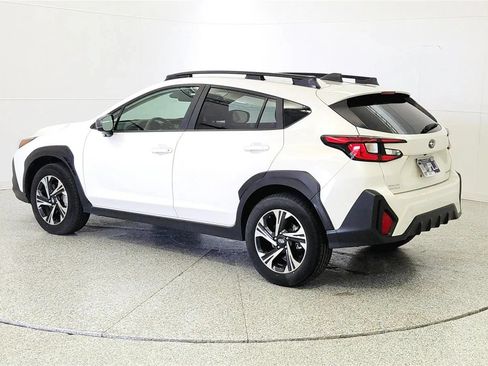Used 2025 Subaru Crosstrek 2.5i Premium AWD/4WD image 5