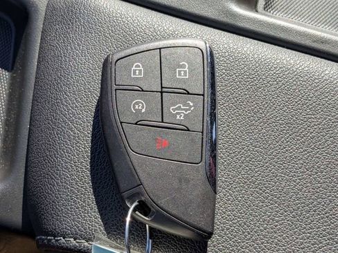 Used 2025 Chevrolet Silverado 2500 LT AWD/4WD image 30