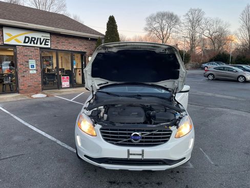Used 2016 Volvo XC60 T5 image 57