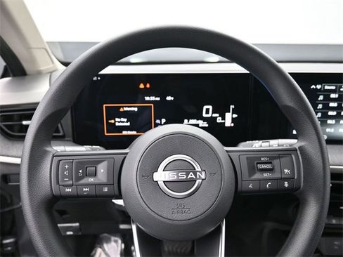 New 2026 Nissan Kicks SV image 18