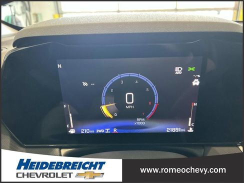 Used 2024 Chevrolet TrailBlazer LS w/ LS Convenience Package AWD/4WD image 21
