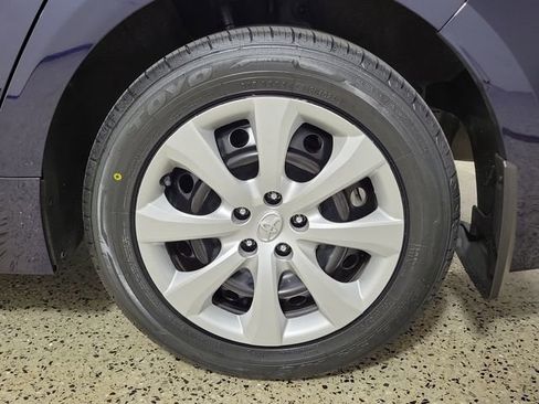 Used 2024 Toyota Corolla LE FWD image 8