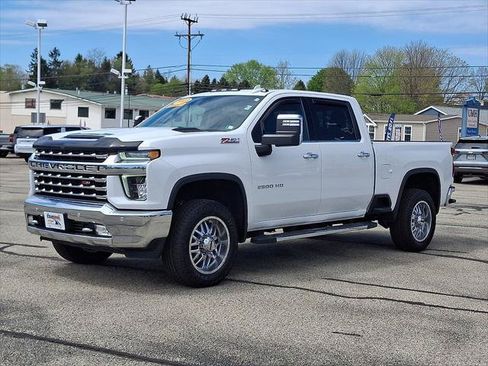 Used 2023 Chevrolet Silverado 2500 LTZ w/ LTZ Convenience Package AWD/4WD image 4