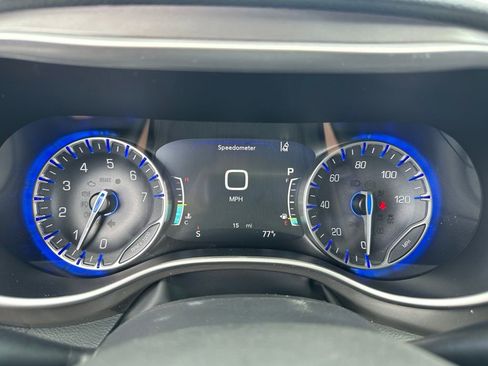 New 2026 Chrysler Pacifica Select image 32