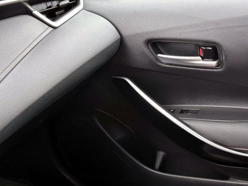 Certified 2023 Toyota Corolla XSE image 25