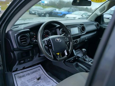 Used 2019 Toyota Tacoma SR w/ SR Convenience Package image 19