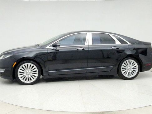Used 2013 Lincoln MKZ image 8