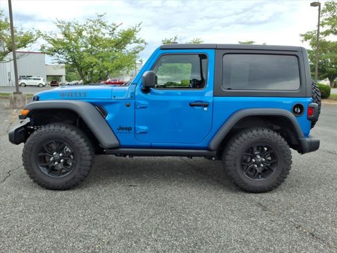 Used 2026 Jeep Wrangler Sport AWD/4WD image 14