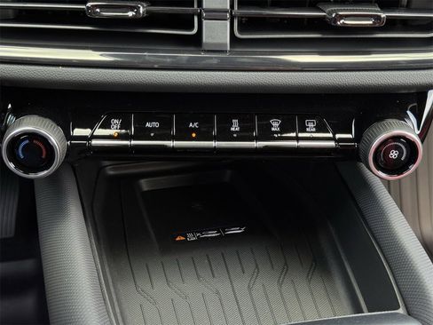 New 2026 Chevrolet Equinox EV RS image 14