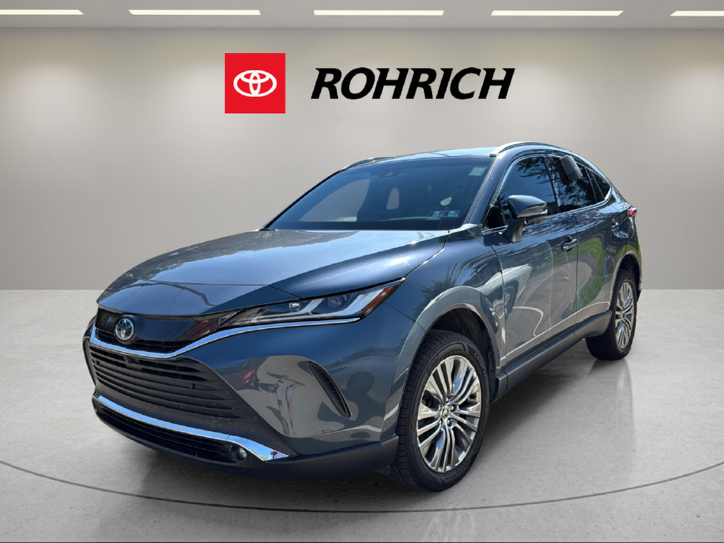 Used 2024 Toyota Venza Limited AWD/4WD image 1
