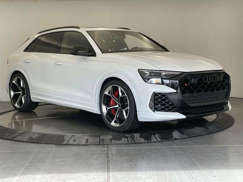 New 2026 Audi RS Q8 performance image 9