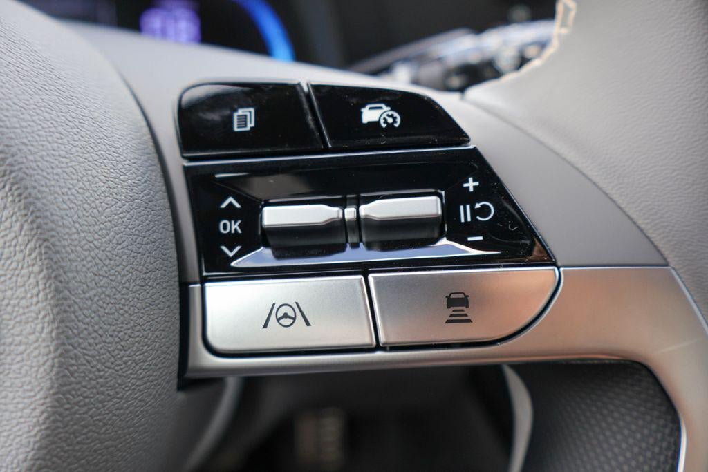 New 2026 Hyundai Elantra SEL Sport Premium FWD image 14