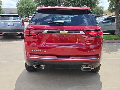 Used 2023 Chevrolet Traverse Premier image 8