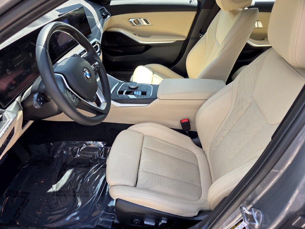 Certified 2023 BMW 330i xDrive Sedan AWD/4WD image 8