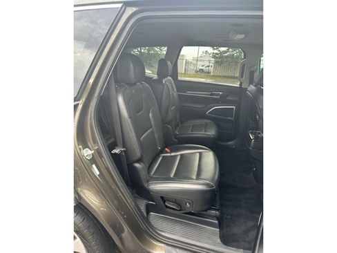 Used 2021 Kia Telluride S image 24