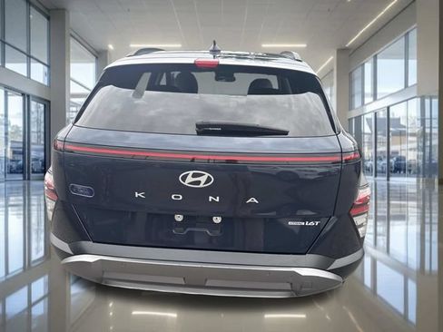 Certified 2024 Hyundai Kona Limited AWD/4WD image 4