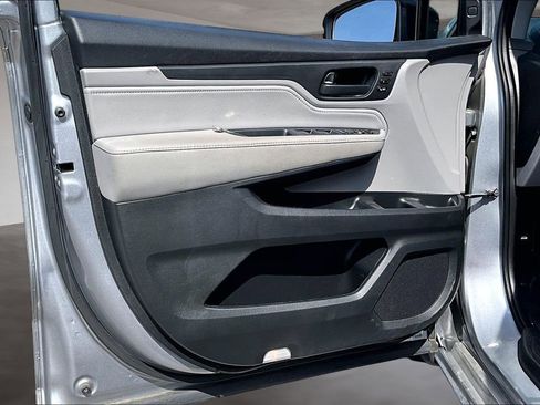 Used 2020 Honda Odyssey Touring image 19