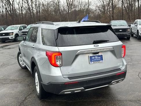 Certified 2023 Ford Explorer XLT w/ Equipment Group 202A AWD/4WD image 5