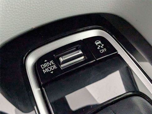 Certified 2024 Toyota Corolla SE FWD image 23