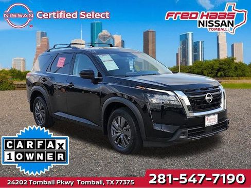 Certified 2024 Nissan Pathfinder SV image 1