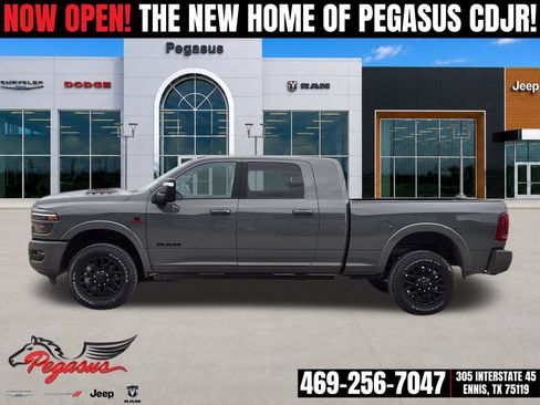 New 2026 RAM 2500 Limited AWD/4WD image 3