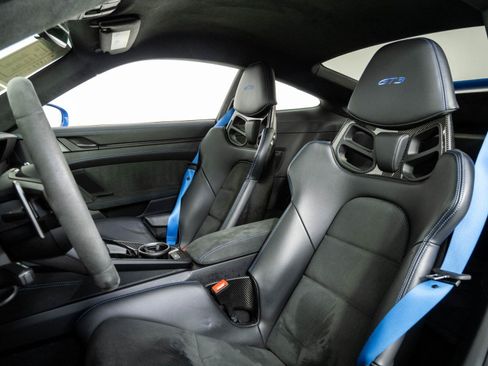Used 2024 Porsche 911 GT3 RWD image 5