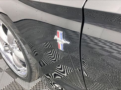Used 2017 Ford Mustang Premium RWD image 22